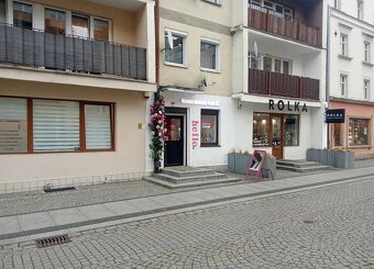 Do wynajęcia lokal użytkowy w centrum – Rynek 36, Legnica - 2