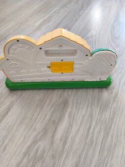 Interaktivní hračka Rušná farma - 2