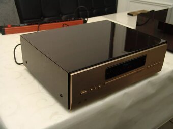Accuphase DP-800 SACD CD ( Price : 2500 EUR ) - 2