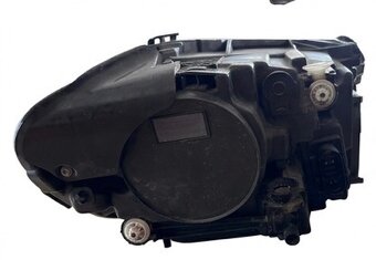 Sprzedam lampy do mercedesa w177 - 2