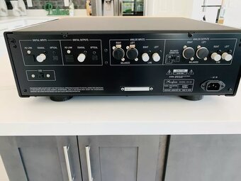 Accuphase DG 58 ( Price :2800 EUR ) - 2