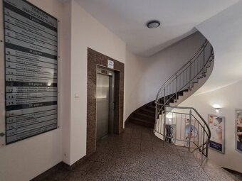 Lokal usługowo-biurowy o powierzchnia 65m2,winda, Kalisz - 2