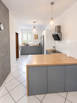 Dom piętrowy, wolnostojący 320m2, działka 466m2, os. Winiary - 2