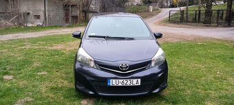 Toyota Yaris 1,3 benzyna - 2