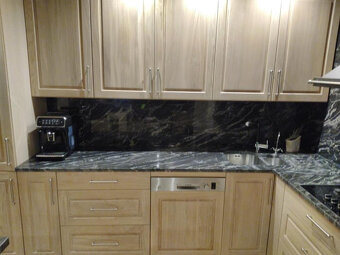 BLATY KUCHENNE, SCHODY, PARAPETY - 2