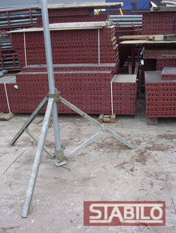 Trójnogi podwójnie montażowe DOKA - 2