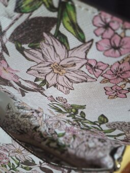 Torebka damska/listonoszka Guess - 2