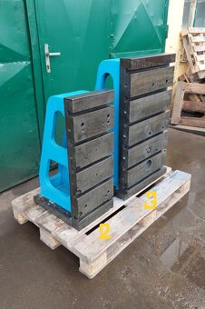 Kątowniki żeliwne, płyty mocujące, kostki - 2