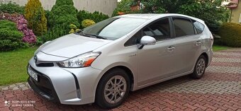 Toyota Prius Plus - 2