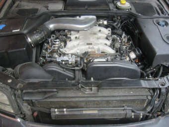 AUDI A8 3.3tdi AKF 165kw  1999-2002 -  silnik na cześci - 2