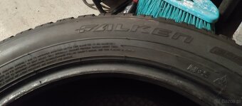 Opony zimowe225/55r19falken - 2