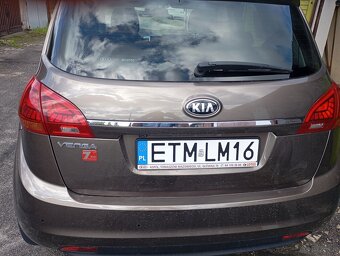 Venga - minivan - 2