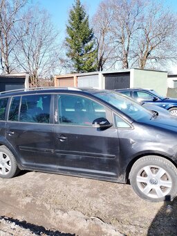 Volkswagen Touran - 2