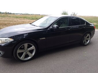 BMW F10 seria 5 3.0 Benzyna Niski Przebieg - 2