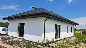 Dom parterowy o pow. 95.91m2, działka 459m2,Piotrów - 2