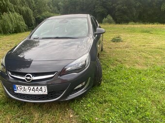 Opel Astra IV 1.7 CDTI Cosmo S&S - 2