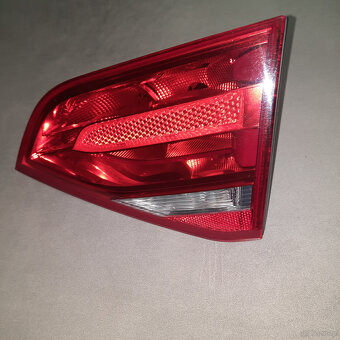 Sprzedam: oryginalna lampa (prawy tył ) Audi A4 B8 (Sedan) - 2