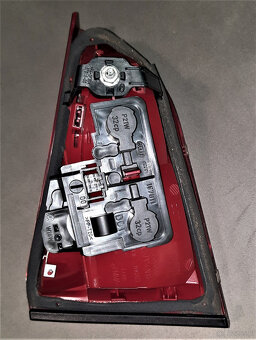 Oryginalna lampa - lewy tył Audi A4 B8 (Sedan) - 2