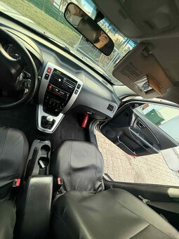 Hyundai Tuson 2.0 CRDI - 2