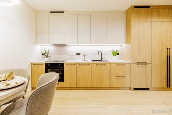 Mieszkanie o powierzchni 50m2, VII p., winda, balkon, Kalisz - 2