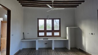 ZANZIBAR-Uroa,Unguja - 2