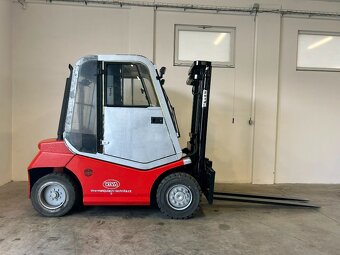 Sprzedaję używany wózek widłowy BT C4D 450E (01430) - 2