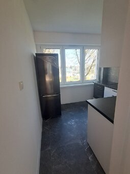 Mieszkanie o powierzchni 48m2, I piętro, balkon, os. Asnyka - 2