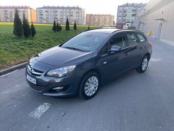 Opel Astra J - 2