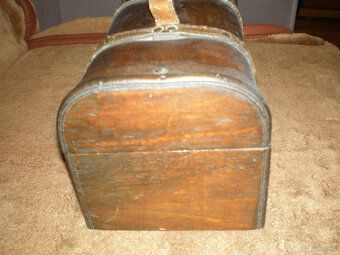 Sprzedam drewniany kuferek na alkohol, używany, wymiary, sze - 2