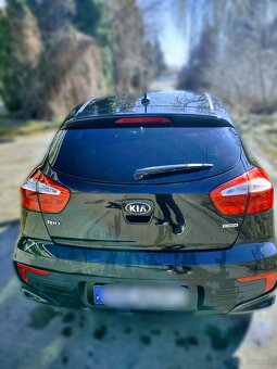 Kia Rio - 2