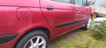 Renuat scenik 1 ,6 benzyna - 2