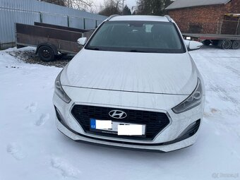 Hyundai I30 1.6CRDi 85kw, r.10/2019, klimatronic, nawigacja - 2