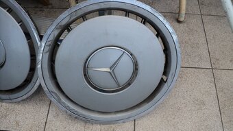Kołpaki do Mercedesa 2 sztuki - 2