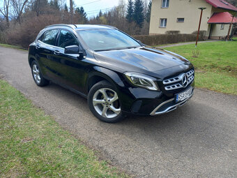 Mercedes Bena GLA 200 7G-DCT URBAN - 2