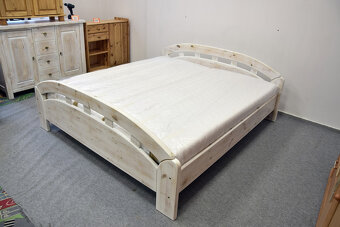 łóżko z materacami z drewna sosnowego - komplet jak nowy - 2