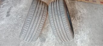 Używane opony Aplus 235/45/18 2 szt. sprzedam - 2