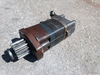 Wacker Neuson RT. Silnik jazdy, hydromotor - 2