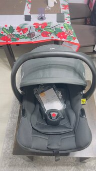 Fotelik samochodowy Joie - 2