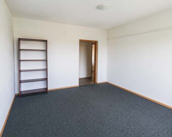 FUNKCJONALNY LOKAL BIUROWY 60 m² | 3 POMIESZCZENIA | RZESZÓW - 2