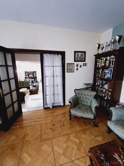 Dom parterowy z użyt. poddaszem o pow. 240 m2, Wolica - 2