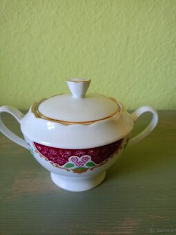 Serwis kawowo - herbaciany. Porcelana Ćmielów. - 2