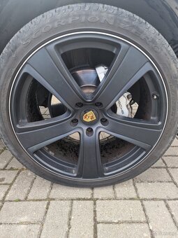 Porsche Cayenne koła 285/35ZR22 - 2