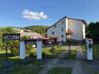 Dom w Iwoniczu Zdroju z rozwiniętą działalnością wynajem pok - 2
