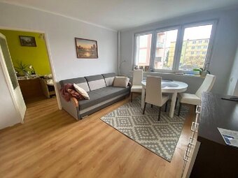 2 pokoje, 33.50m2, III piętro, umeblowane, Os.Kaliniec - 2