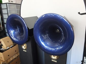 Acapella Violon Speakers - (Price: 4500 EUR) - 2