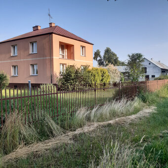 Przestrzenne siedlisko z domem , budynkami do produkcji ro - 2