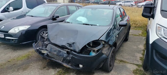 Sprzedam w calosci na czesci Fiat Linea 2011r. - 2