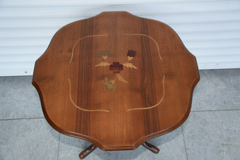 stolik kawowy z intersją - jak nowy - 2