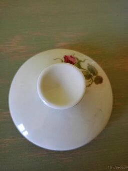 Porcelana „Włocławek”. Komplet deserowy + dzbanek do kawy. - 2