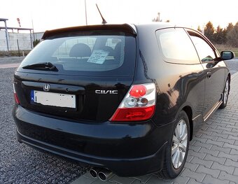 Honda Civic   2005 rok   1.4 benz - 2